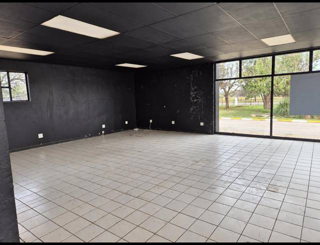 BUSINESS PROPERTY TO RENT IN BOTHAVILLE